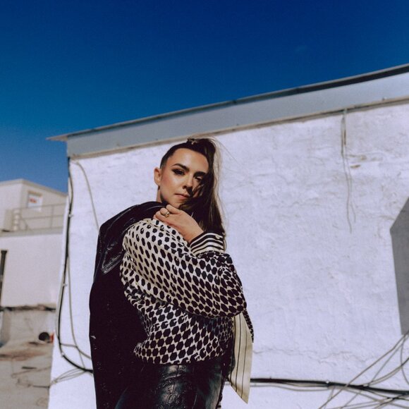 GUCCI EMBOSSED LEATHER BLAZER AND LEATHER SHORT MATCHING SET - Picture 8 of 9